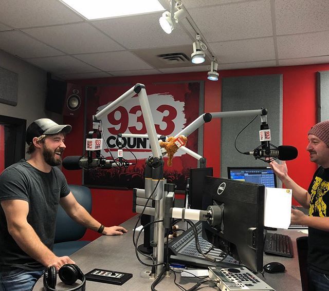 drewgregory_'s tweet photo. Big fun with Mike Jones at @country93.3fm today. Back at the @boomtowncasino tonight and tomorrow in Fort Mac
#backinthemac #fortmac #fortmaclife #themaclife #livemusic @nuttyskadork https://t.co/IKMq03dAQX https://t.co/CjdfJ3wiP9
