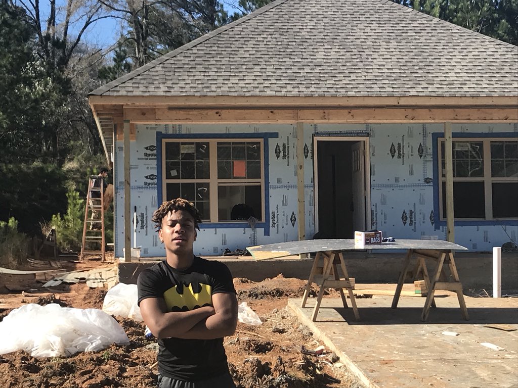 Matthew Hector ✞ tweet media