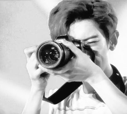 chanmosphere's tweet photo. Chanyeol likes to capture the beauty of the human body, so when he meets model Baekhyun at a fashion show, Chanyeol knows he's exactly what he needs. Baekhyun says yes, unaware that he's signing up for more than just a simple photoshoot. https://t.co/gCxITlIG3I