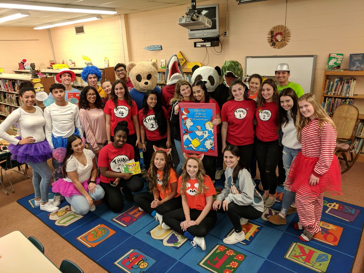 DEisenSchool's tweet photo. Some strange characters were reading at the Eisenhower Library.  Thanks to the SWMHS Student Council for coming to out school and reading to the students.  They really enjoyed it.  Happy Birthday, Dr. Seuss! https://t.co/k2dFk3zid9