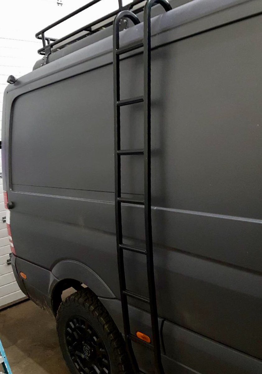 warriorvehicle's tweet photo. Getting there roof rack done https://t.co/IfonqQqJTn