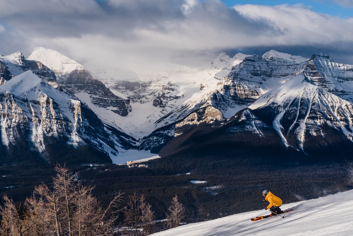 Can you spot the Fairmont Chateau Lake Louise? Let us know if you'd like to experience these unbeatable views this spring.