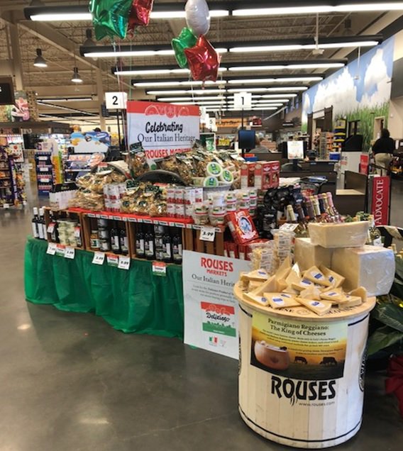ITAHouston_'s tweet photo. It's kicking off today in @RousesMarkets The Extraordinary Italian Taste promotion "Delizioso. Our Italian Heritage" where you can find the authentic Italian products. #ItalianFood #MadeInItaly 🇮🇹🍝🍷
 Discover more @ https://t.co/p5mZT11wZT https://t.co/bEey9yPRMH