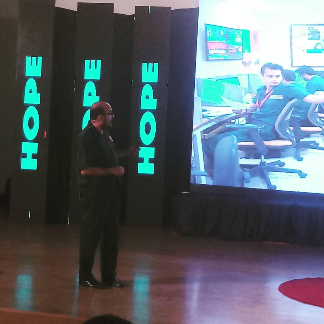 iamkhiofficial's tweet photo. Our final speaker for tonight is a friend of humanity and an ambassador of peace, he not just want the city to progess but also trying his best to serve the citizens living in it. He is none other than the CEO of @Aman_Foundation Mr. Malik Ahmad Jalal @AhmadJalal_1 #IAKTalks https://t.co/Lvew3Qw3A4