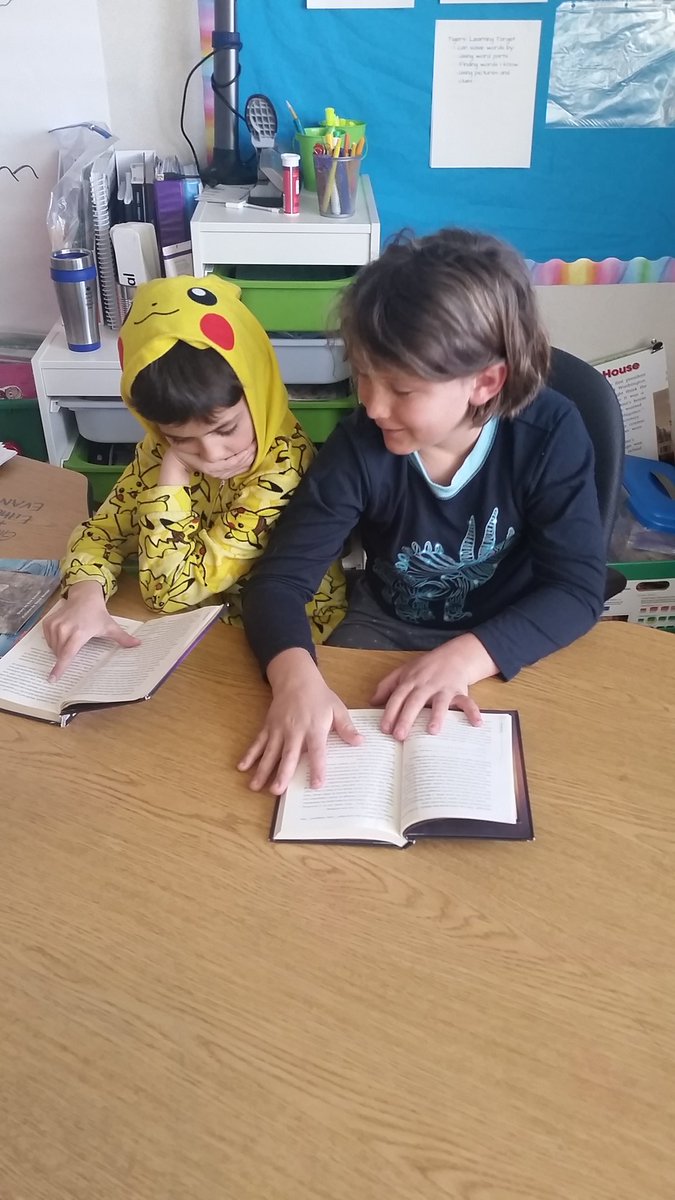 Mrs_Viau's tweet photo. Reading on pajama day!
#ReadAcrossAmerica #ssdedu #svebearstrong #readersareleaders https://t.co/AvDMetaDCe