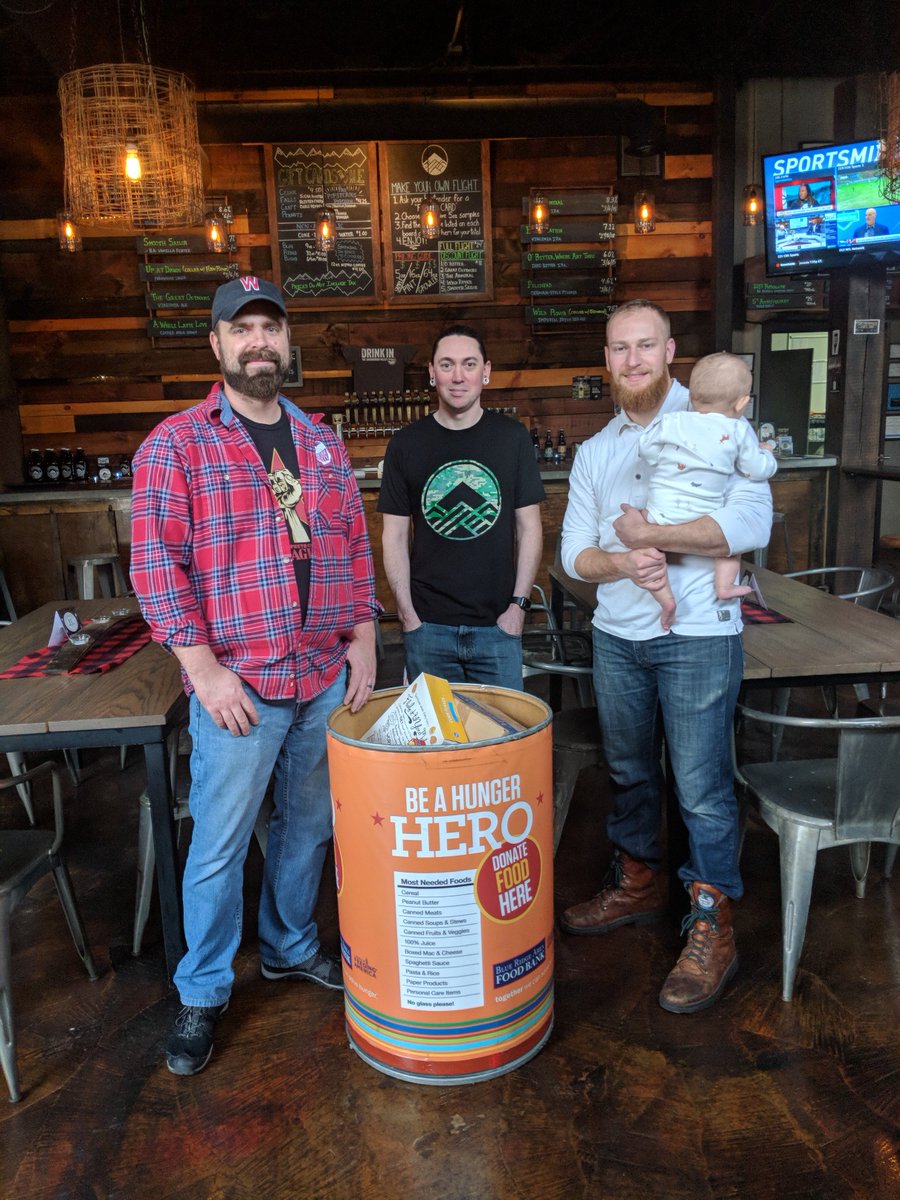 BRAFB's tweet image. Brothers Craft Brewing in Harrisonburg are true #HungerHeros! In February, they were able to raise enough food and funds to provide 853 meals for hungry families right here in the Blue Ridge. Thank-you for all that you do! @broscraftbrew #SolveHunger #FoodDrive #CaskForACause