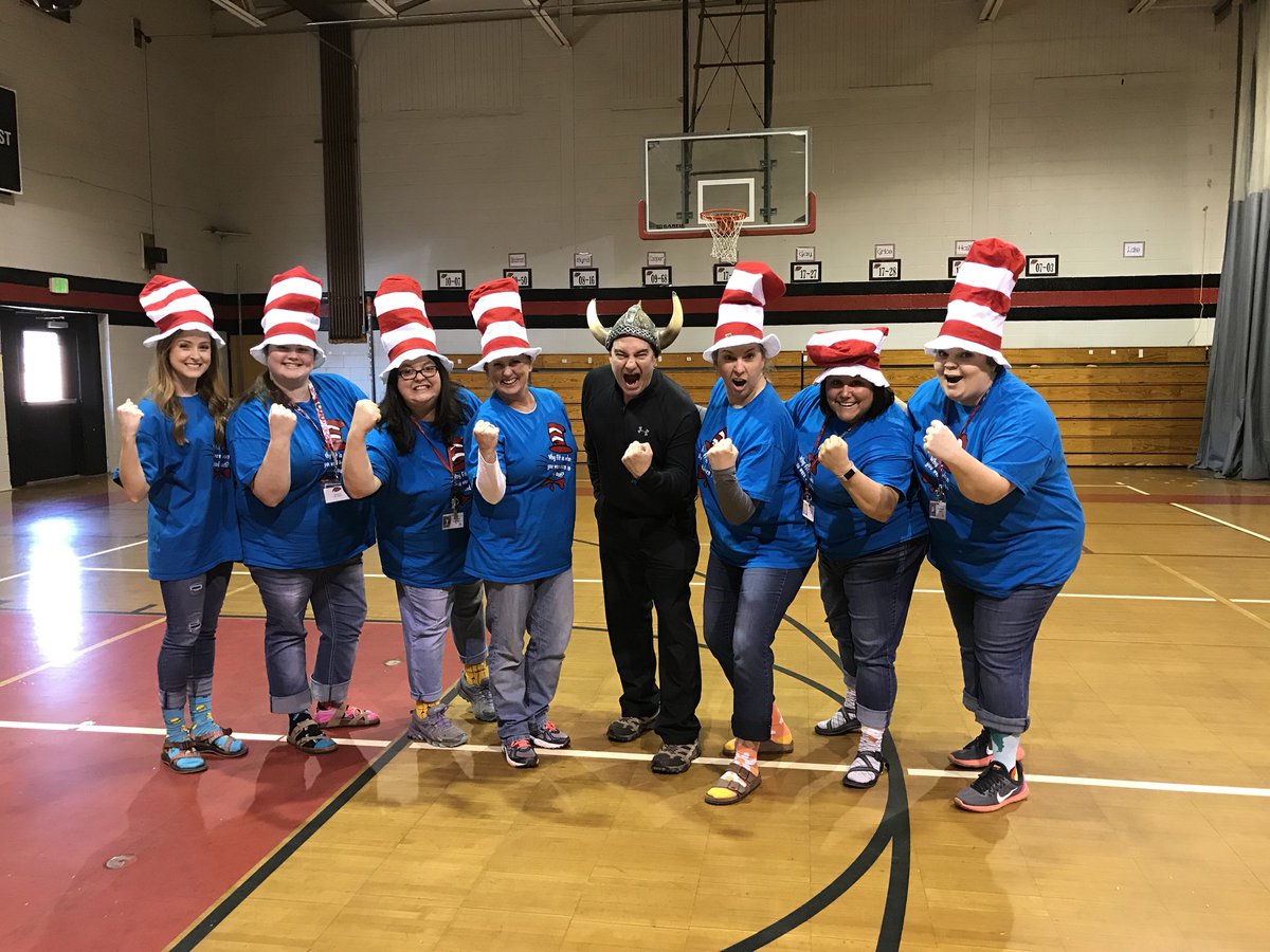 tismrscox411's tweet photo. Author visit by @LouAnders @Alabasterk12 @TISChampions #ReadAcrossAmerica https://t.co/fcdBBOhopr
