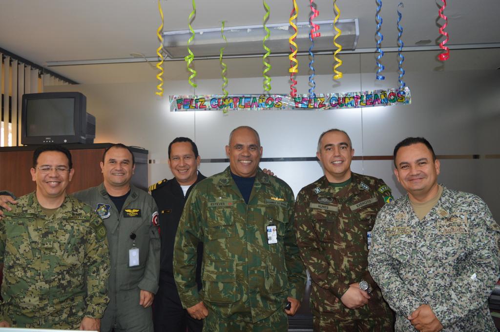 crees_colombia's tweet photo. Em este día especial #CREESColombia quer desejar ao Capitão de Mar e Guerra Omar Esteves um feliz Aniversário https://t.co/5rrbU2lYih