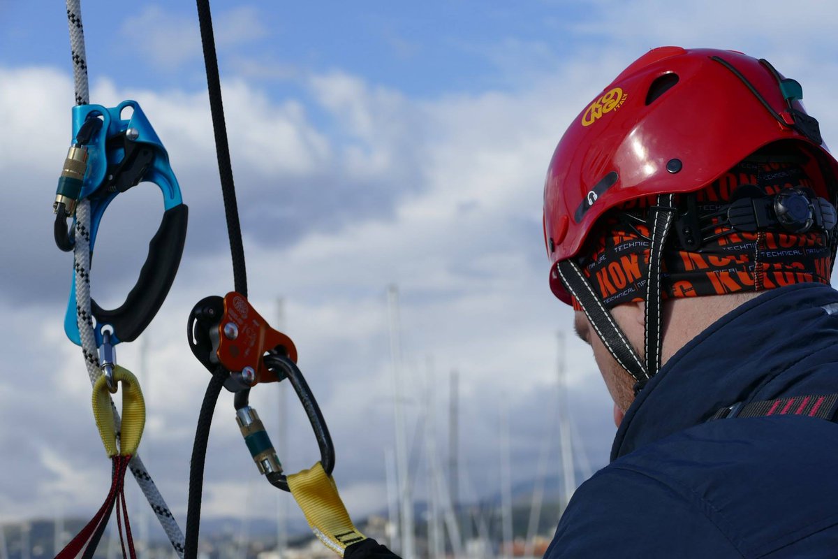 KongUSA's tweet photo. KONG equipment isn't just for on-land jobs and activities. Many KONG at-sea and on-board applications as well! ππβοΈ #safety #SafetyFirst #yachtlife #yachting ##boating #Equipment #carabiner #harness #boatwork #mastwork https://t.co/gZzwVSjwA5