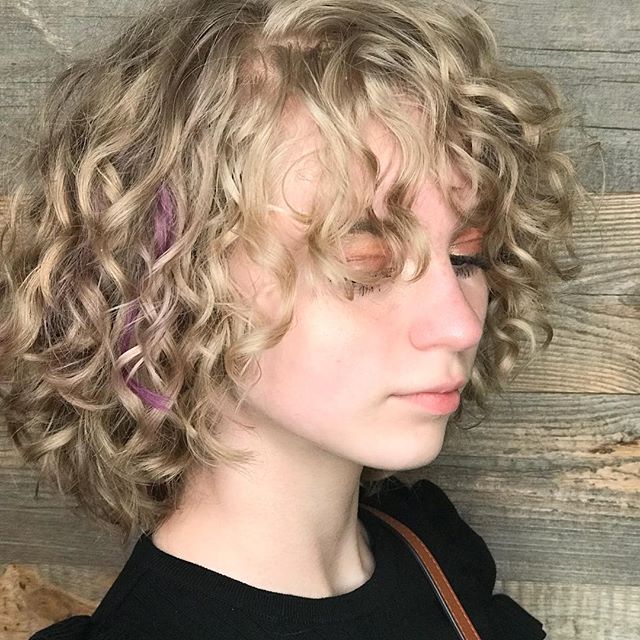 bookhouseofdear's tweet image. Happy Friday! May you and your curls always FLOURISH 🌟💋 (DevaCut By Holly Dear | Styled by Lauren Wright)

Book Online: bit.ly/2nwKwFF -or- Call: (214) 761-6749

#dearclark #devacut #devacurls #dallassalon #curls #curlygirl #curlyhair #curlspecialist #curlyhairdontcare