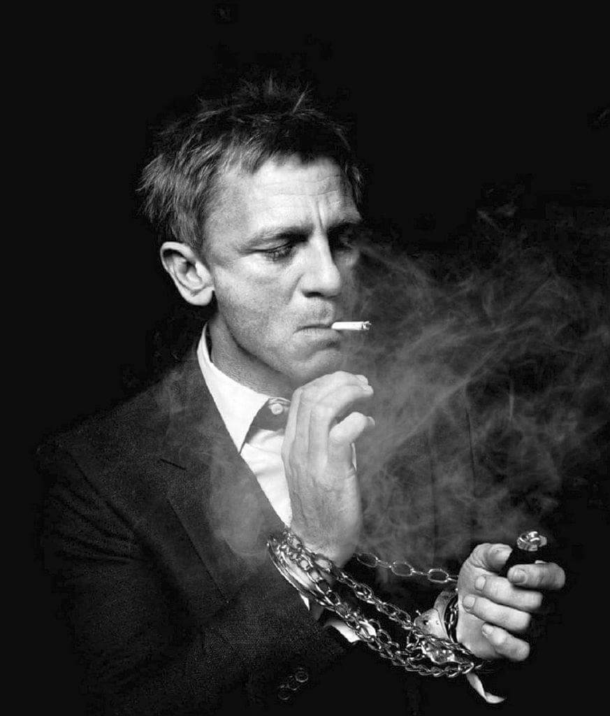 Happy Birthday to Daniel Craig who turns 50 today! 