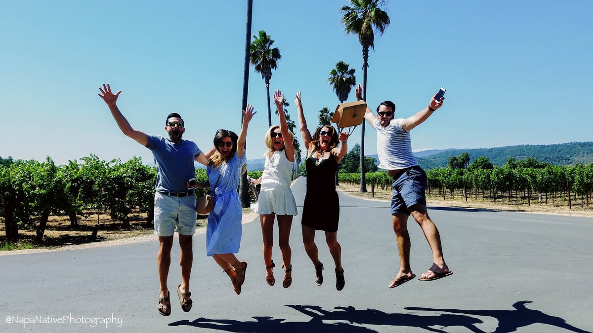 NapaNativeTours's tweet photo. Jump into your weekend with Napa Native wine tours! #hirealocal #NapaNative #rainorshine #visitNapaValley https://t.co/DT649WFYbc