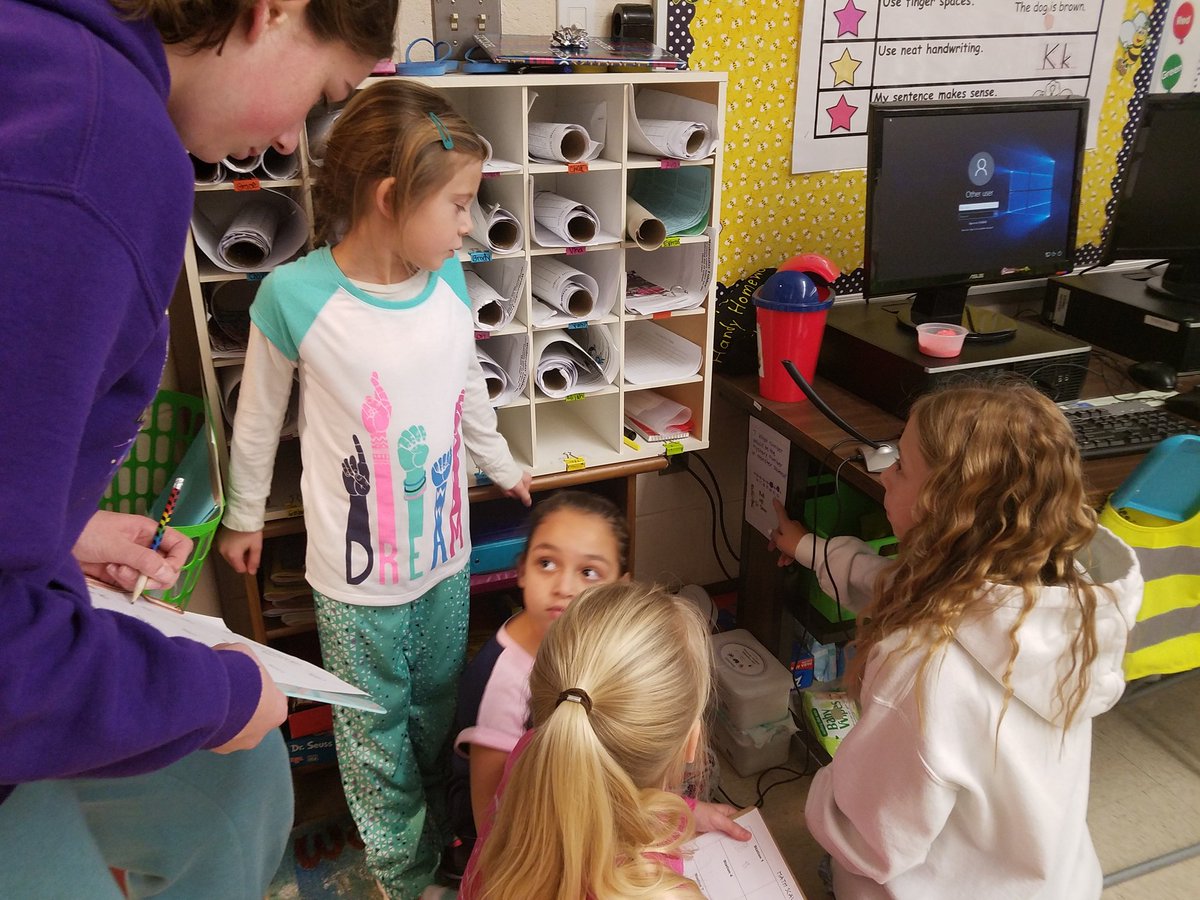 cbkcanderson's tweet photo. Everything is a test of reading... even in math! 6th Grade buddies helped @CBjmaiese with Cat in the Hat Math today! #ReadAcrossTitus #TitusPride #Southside #WeAreRoom202 #106wonders https://t.co/1pm4Jj9Y4f
