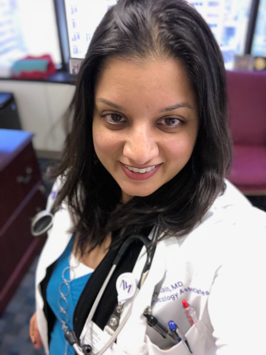 ShikhaJainMD's tweet photo. Did you #DressInBlueDay for #ColonCancer today? #ColonCancerAwarenessMonth #ColorectalCancer #colonoscopy @NorthwesternMed @LurieCancer @iamkasmer @physicianwomen @HemOncWomenDocs @PhysicianMomsGp #getscreened #oncology #WomenInMedicine #showmeyourblue https://t.co/Wa7vzDW2YS