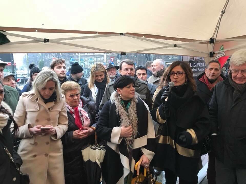 mandelli_andrea's tweet photo. Dopo la chiusura della campagna elettorale di @forza_italia a #Milano si parte per chiudere in #Brianza prima tappa #Vedano al Lambro #elezioni2018 https://t.co/FTFswP6s8Z