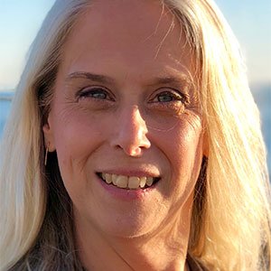 myAVLS's tweet photo. Sue Alexander, our Sr. Dir. of Meetings, Marketing, & Membership, has been named a 2018 Smart Women in Meetings Award Winner by @SmartMeetings . She & other winners will be celebrated at the #SmartWomenSummit. https://t.co/SvztZn1Ir5 #MeetingsMaster #Leader https://t.co/clUSC8zEiv