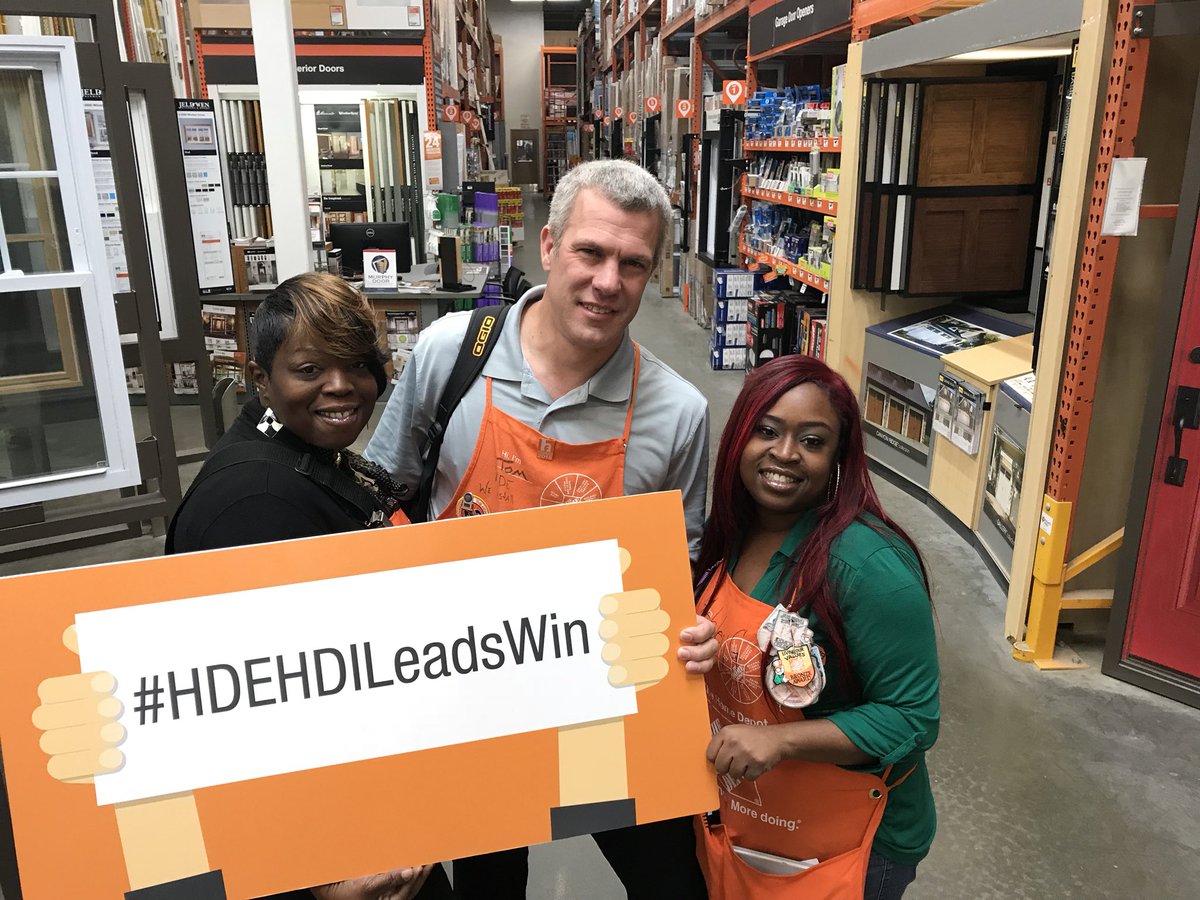 THDTomATL's tweet photo. #HDEHDILeadsWin driving the business and partnership with HSPS Kima CSR Ashley and #hdesouth @HomeDepot0117 https://t.co/OY04NRrxPe
