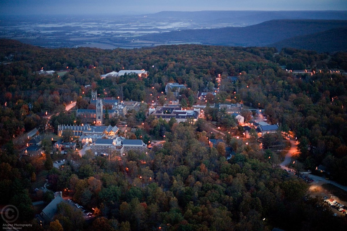 thompsons_15's tweet photo. Excited to announce that I have committed to Sewanee to play soccer. Thank you to everyone who has helped me reach this point. Looking forward to the next 4 years!!🤐 https://t.co/oOEkL5W6im
