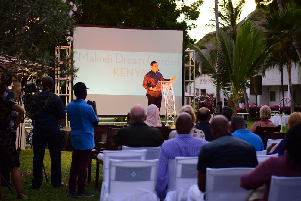 TeamKCSKE's tweet photo. The true definition of #IssaMood at the  grand launch of #MalindiDreamGarden. #ItsLit in all ways possible. #THEVIEWLugano #DiamondsMequfi  #WorldTravelAwards #diamonds_thudu  #diamonds_athu #DiamondsLaGemma #MagicalKenya https://t.co/3Y5KfyWkGQ