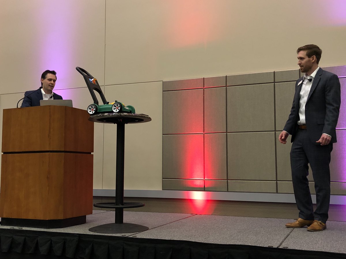 GoMindSet's tweet photo. Thanks @OmahaChamber and @omahayp for having us speak at the YP Summit. We loved every minute of it and we’re looking forward to seeing the #MSDeals our attendees negotiate! #WeSummitOmaha https://t.co/yrSoLWEjVd