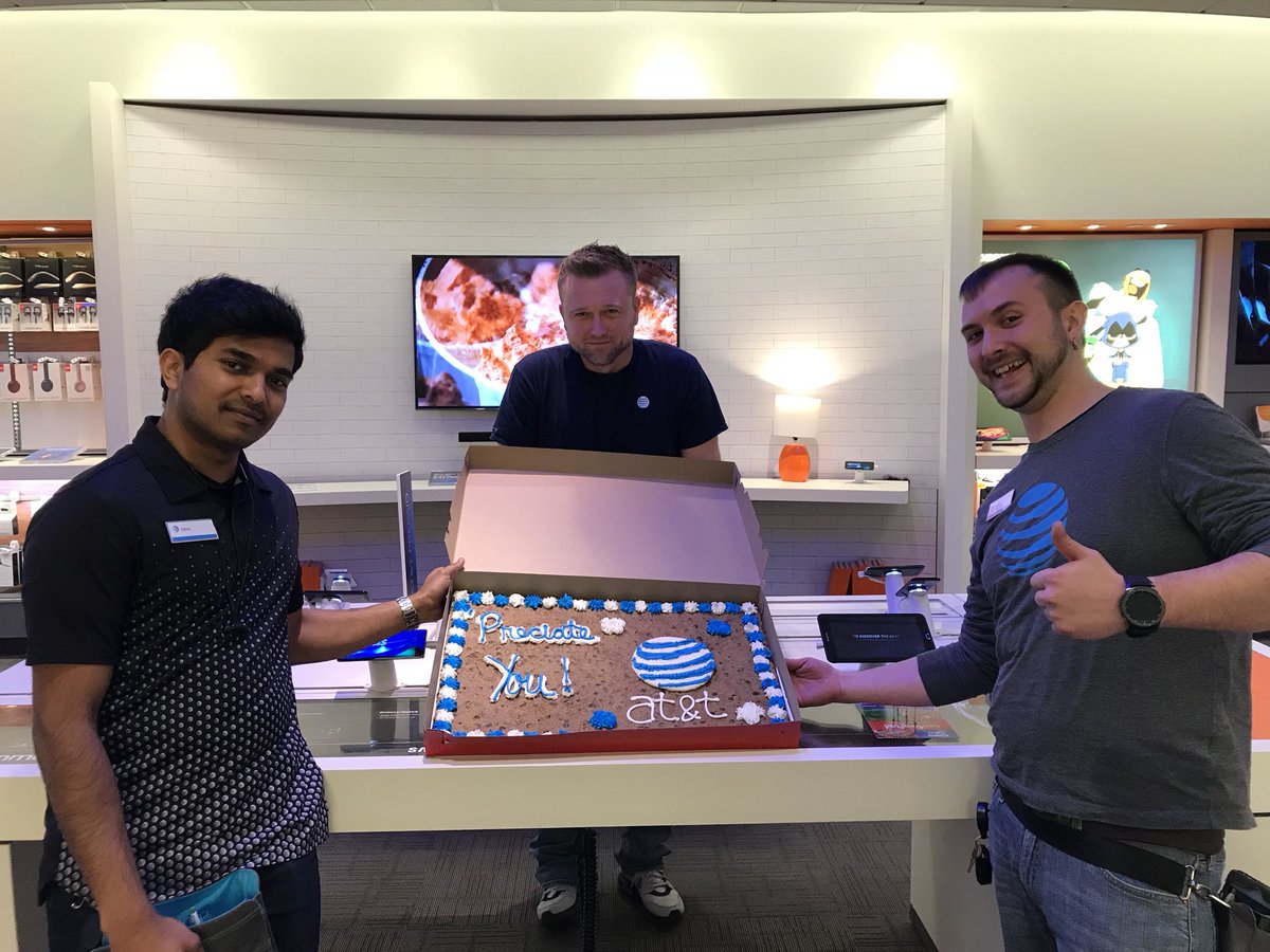 kenwood_squad's tweet photo. My men!!!!! #OHPA #appreciatER https://t.co/6zEMd2HFhY