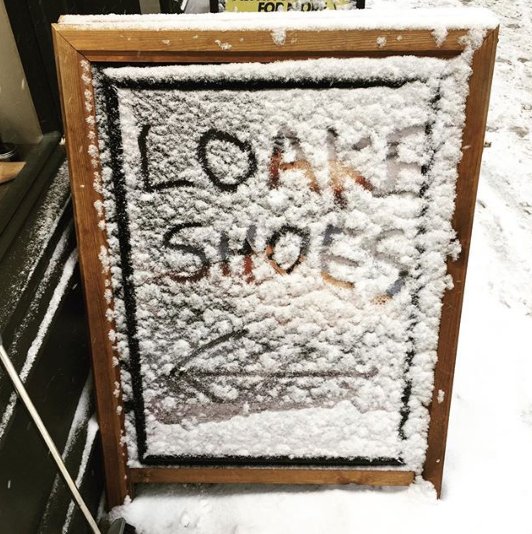 LoakeBham's tweet photo. Snow seems to have hit Birmingham again. Luckily our quick thinking staff were on hand to let you all know we’re still very much open to those daring enough to brave the conditions ❄️ https://t.co/24kAgzja4K