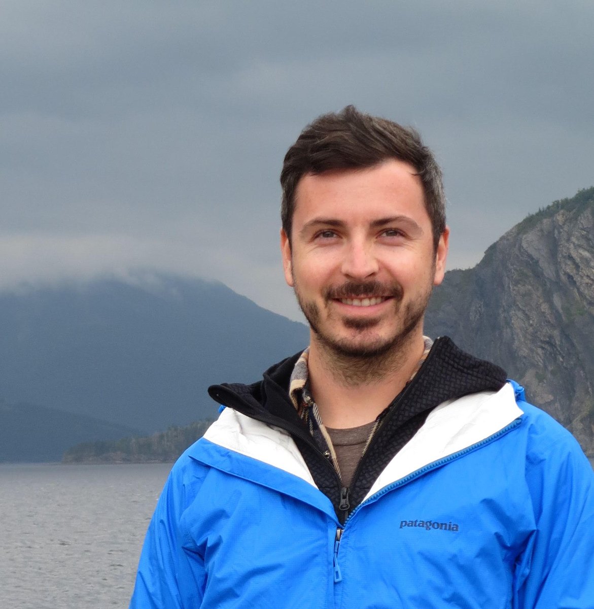 AmOrnith's tweet image. The 2018 AOS Early Professional Winners - @CovinoKristen &amp;amp; @Dr_Scott_Taylor will be giving a plenary talk at #AOS18AZ on April 13.

Congrats again Kristen &amp;amp; Scott on your #ornithology awards!  

For more info on the plenaries check out the meeting webpage: amornithmeeting2018.org/plenary-speake…