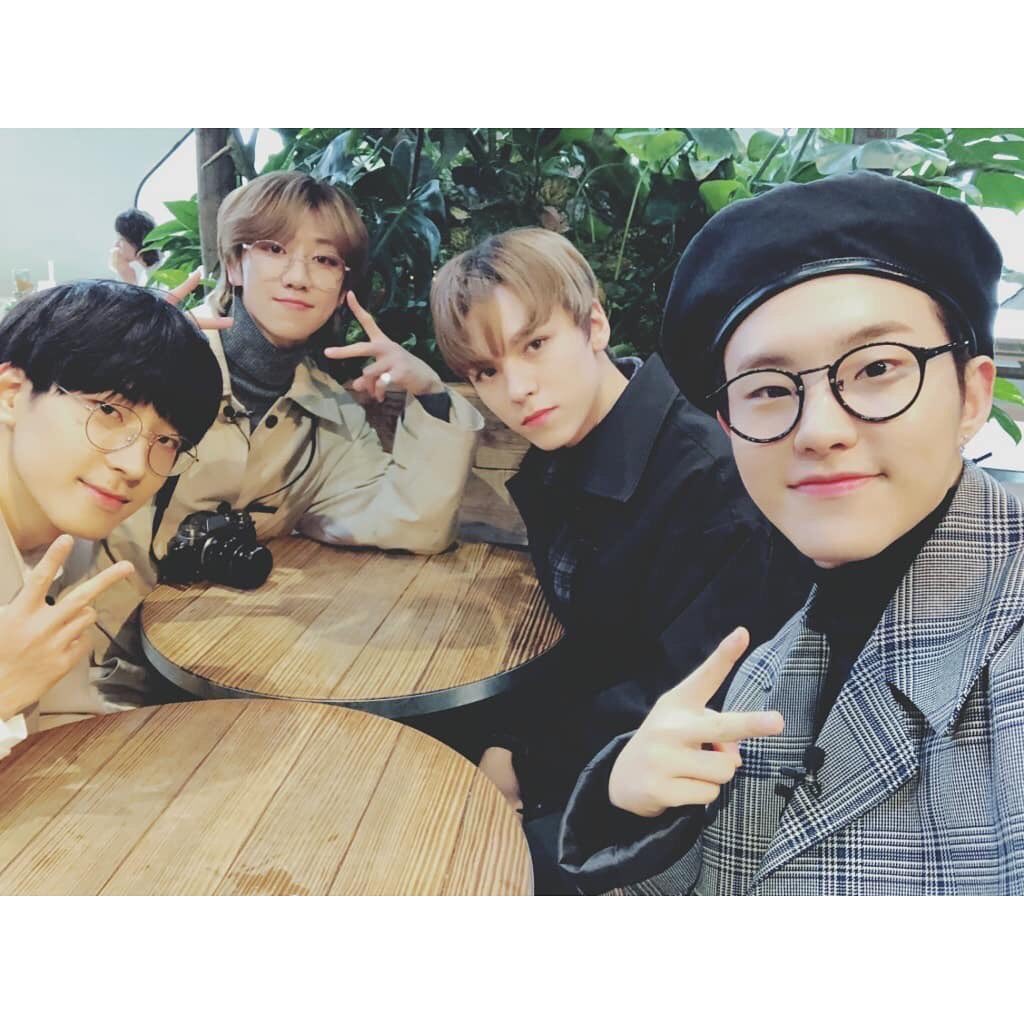 hosyeux's tweet photo. — ( 𝒔𝒐𝒐𝒏𝒘𝒐𝒐𝒉𝒂𝒐𝒔𝒐𝒍 𝒊𝒏 𝒐𝒔𝒂𝒌𝒂 ) 

İşte o selcalardan birisi! Kaplan-nim fazlasıyla mükemmel selcalar çektiği için büyük bir tebriği hak ediyor!🙌🏻 Bereli oppa, jjang!💪🏻 https://t.co/ZFdWie5YoD