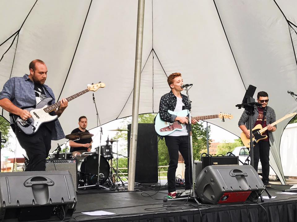 SUPPORT LOCAL MUSIC: Denver's <a href="/LeftHandShakes_/">Left Hand Shakes</a> just released their poppy new single, "Keep Your Hands To Yourself" that'll keep you warm till summer: thepreludepress.com/articles/2018/…