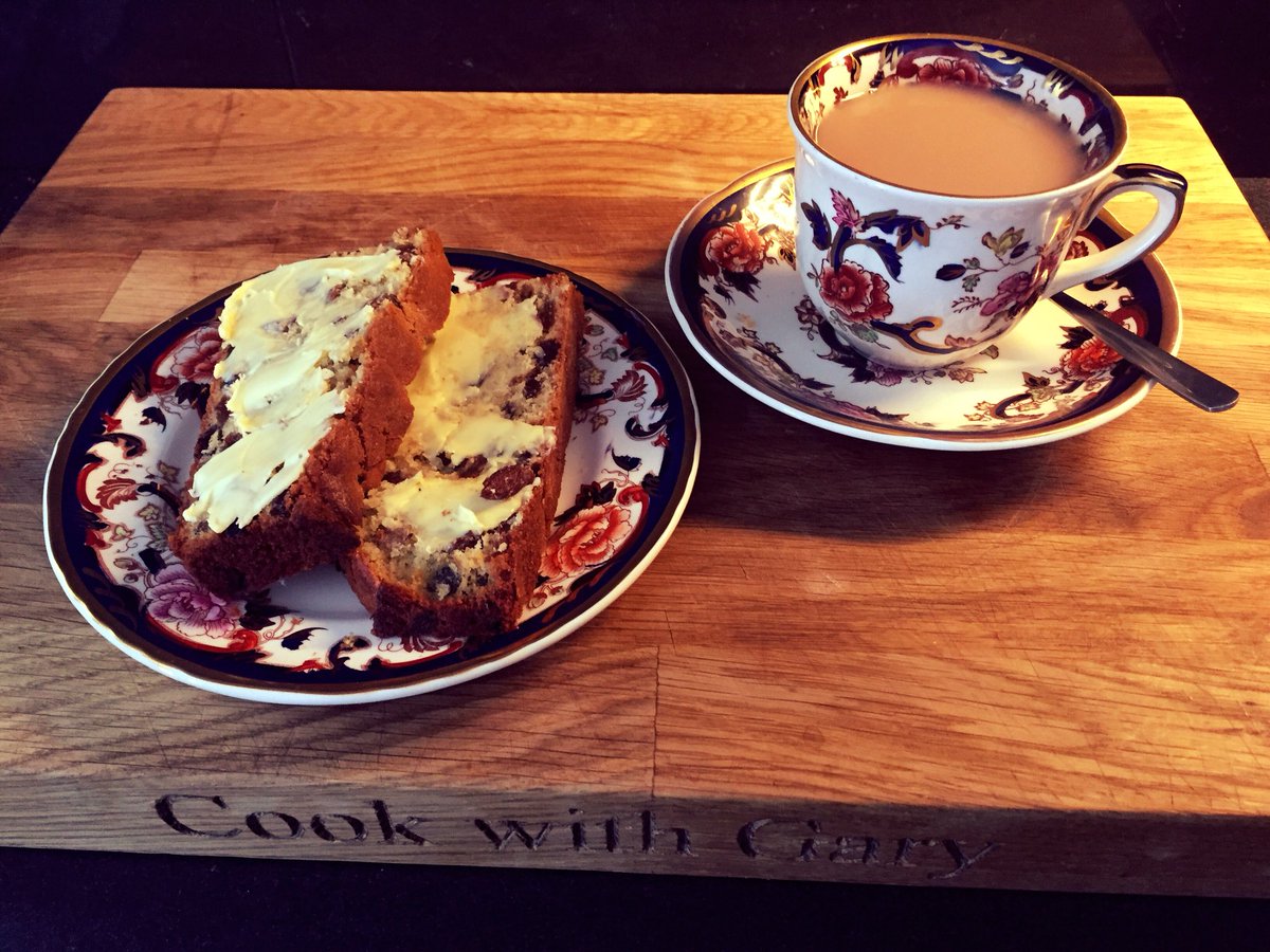 cookwithgary's tweet photo. @boringkearney And a cup of tea and #whiskey cake as the #initiation https://t.co/w8AOgpN09s