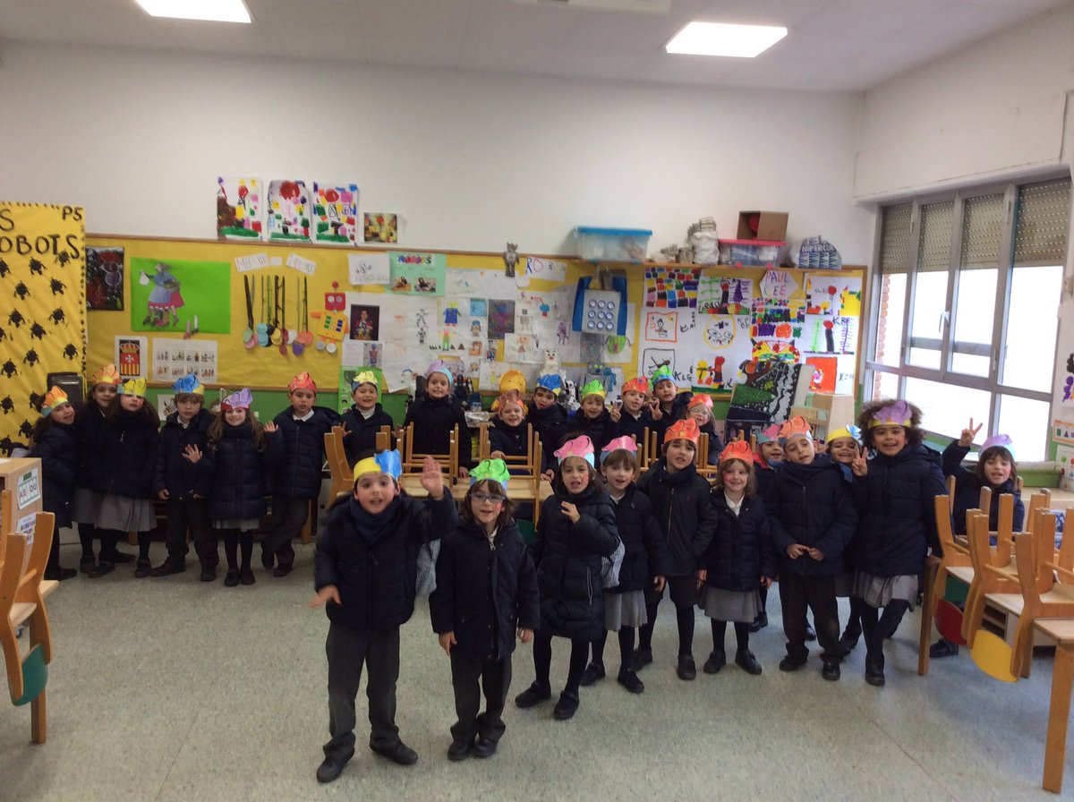 mercedaries's tweet photo. Like a chef we say bye bye english week and thanks for all! #EnglishWeek #MasterChefWeek #P5 https://t.co/5DWVnXew0g