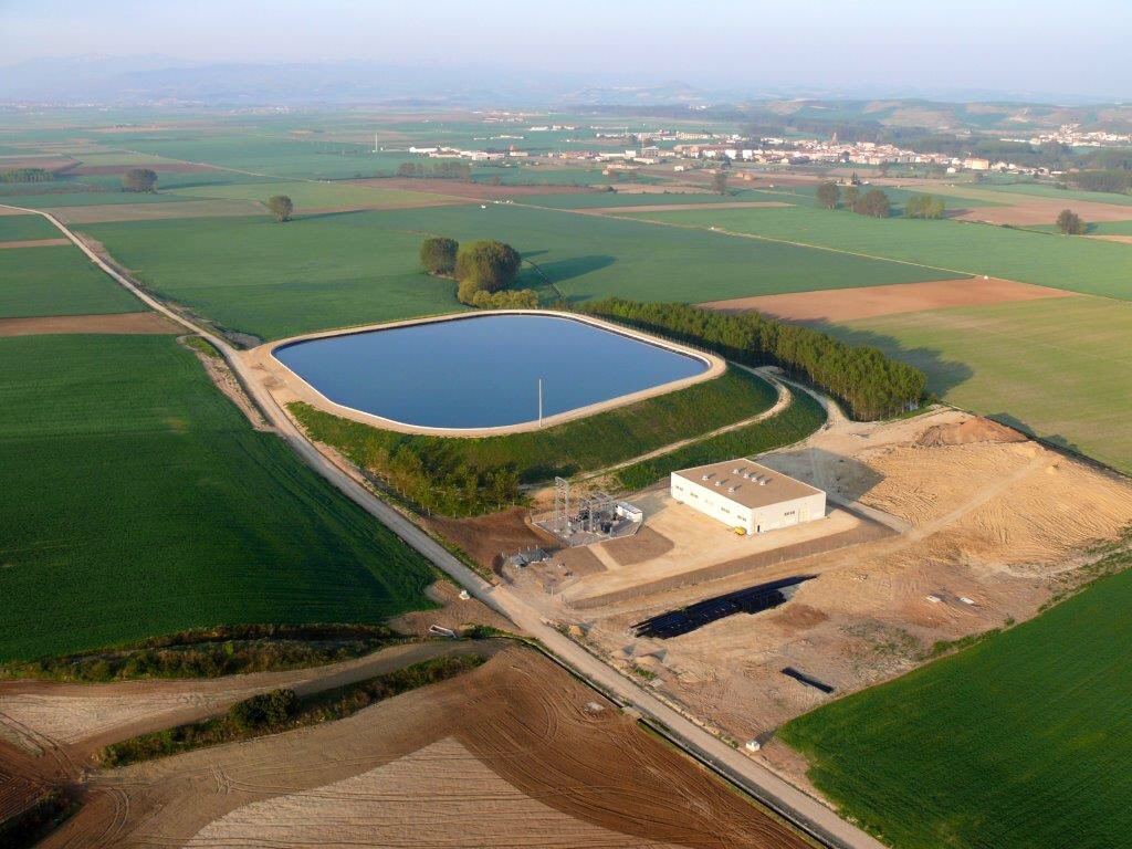 SEIASA_OFICIAL's tweet photo. 🔊Mañana en 📻 @ondaagraria @OndaCero_es nuestro Presidente hablará de #Agua 💧#regadío #Infraestructuras #Tecnologia 💻📱y de todo lo relacionado con la #Agricultura 🌾🥦🍊y el #desarrorural #DesarrolloSostenible https://t.co/Dz34Vr3ZPE