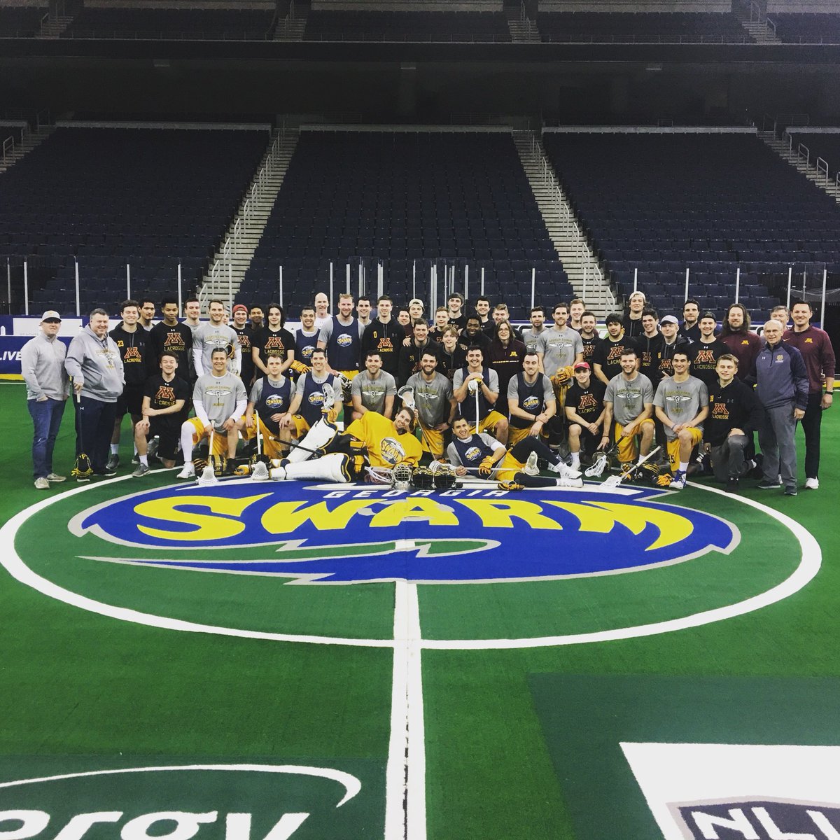 Great having @UMNLacrosse join us this morning at practice.

#GrowTheGame
#swarming🐝