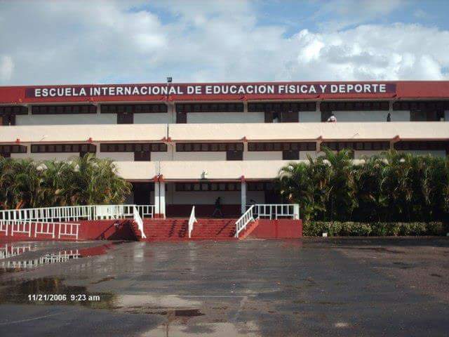 NadiaDeleOK's tweet photo. Orgullosamente #EIEFD #CUBA #NOSTALGIA https://t.co/tsbQlIomkU
