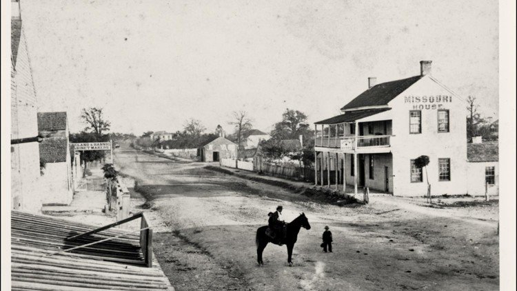 outandabout's tweet photo. @t_lanise Thanks Tiereney. Always good to know the histories behind familiar places. https://t.co/q3ReAjktKt #UTPR317 https://t.co/eIvNtunPhf