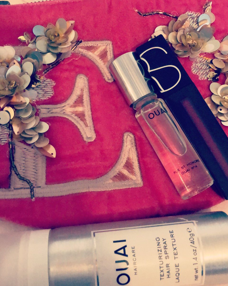 EGirardNH's tweet photo. OUAI too excited it’s Friday 💁🏻‍♀️ #timetotravel #ourOUAI @theouai @jenatkinhair @NARSCosmetics @Anthropologie https://t.co/ESJYnoziTU