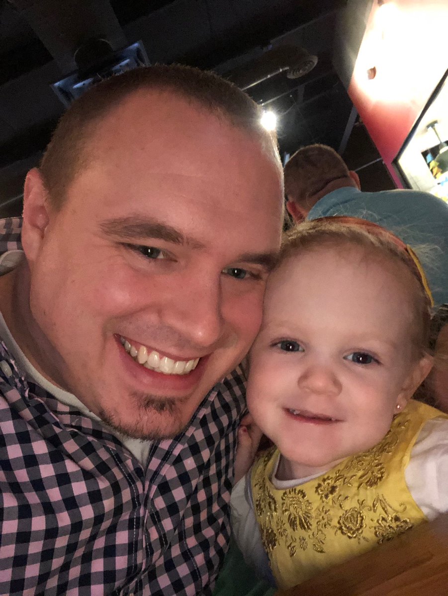 We appreciate you, Nick Demarinis! NICKY D has been with AT&amp;T as an RSC for 4.5 years! His thing is spending time with his family and his little girl, Bella❤#OHYA #OHPA #appreciatER <a href="/sean_nork/">Sean Nork</a> <a href="/BIGBizDecker/">Eric Decker</a> <a href="/alysonwoodard/">Alyson Woodard</a> <a href="/judy_cavalieri/">Judy Cavalieri</a>