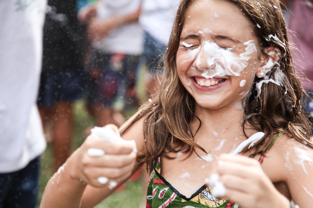 ATECapitalOk's tweet photo. 🎉 A pura fiesta y carnaval, finalizó la #Colonia2018, cuyo eje este año fueron los derechos de niños, niñas y adolescentes. https://t.co/tAs7Gf8OTM https://t.co/GF50iMdxKd