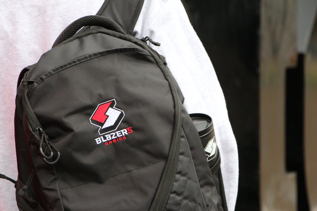 blazer5gaming's tweet photo. Here's your first chance to win some Blazer5 Gaming swag:

- Blazer5 backpack 
- Blazer5 snapback
- Blazer5 Thermos
- &amp; a Blazer5 Hoodie, t-shirt &amp; more

Enter to win » https://t.co/seil4Tpcjq https://t.co/UV7uMhbqJw