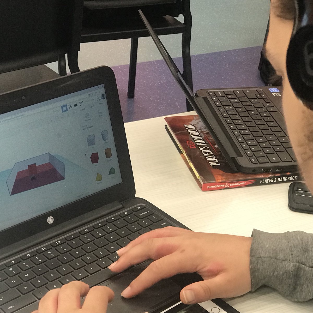ArtsIntegratEDU's tweet photo. VPA classes have been using @tinkercad to create 3D set designs for their movie scenes! What a great way to digitize their sets before we build scaled replicas next week! @FDHSacademies #DigitizeLearning #HandsOn #ArtsPBL #SetDesign https://t.co/Msv1yQGeKS