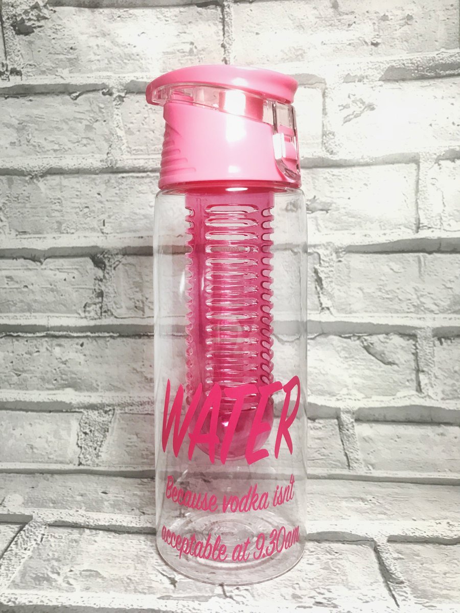 mollydcrafts's tweet photo. A bottle going out to a vodka lover today. What would your bottle say? #waterbottle #becausewater #vodka #vodkalovers #vodkatime #timeforalcohol #healthkick #healthylifestyle #womaninbiz https://t.co/z7L3I8cNjs https://t.co/x7b0u1H7wF