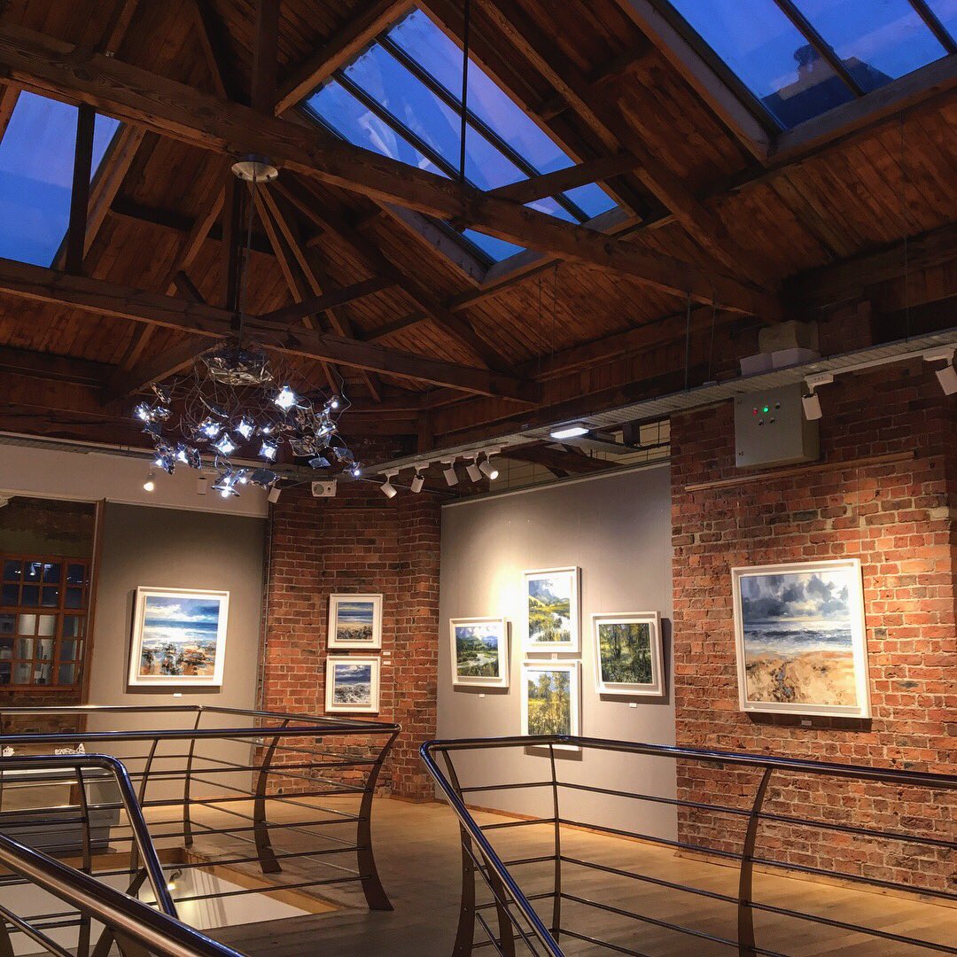 biscuit_factory's tweet photo. Weโre ready for our #SpringBiscuitLaunch! Brave the weather and join us to toast the new season 6-9pm ๐ฅ https://t.co/Z4pwgFrqSf
