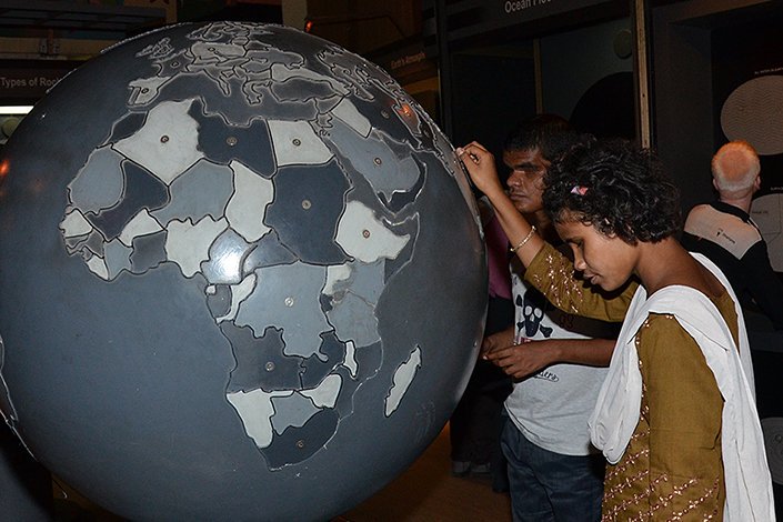 IAU_Outreach's tweet photo. #NOCIndia #InclusiveOutreach Birla Industrial & Technological Museum, Kolkata has created unique exhibition designed for visually challenged visitors with objective of helping them effectively learn about the various facets of the planet we live in and the universe we belong to. https://t.co/3fxMe7tGAx