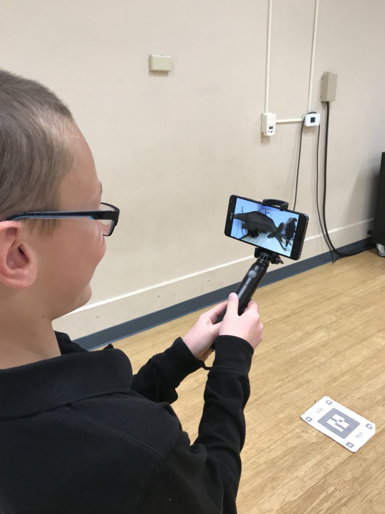 slandisteach's tweet photo. Exploring augmented reality and loving it! What fun “popping” and discovering different realities! #opshares @brookside_opusd https://t.co/IcfVLUSmKj