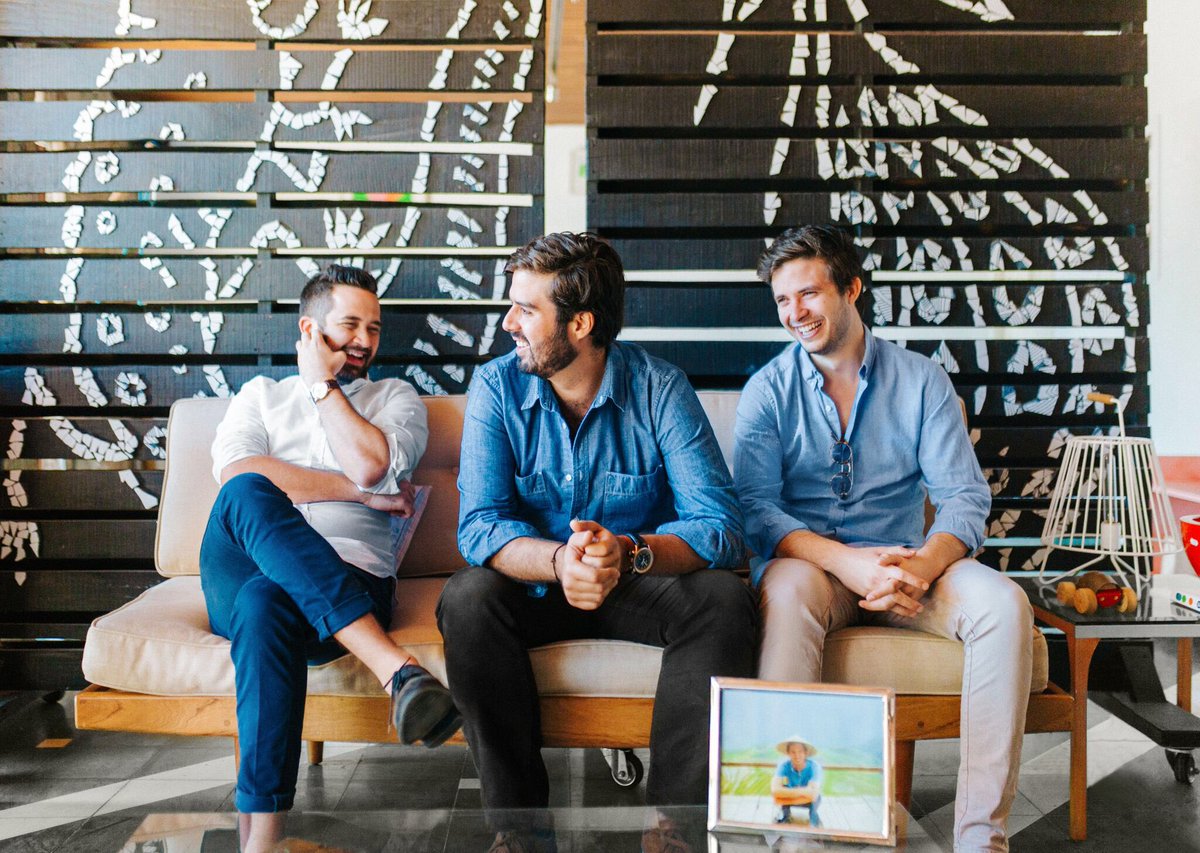 seed_sv's tweet photo. Nos dimos cuenta que existen emprendedores que necesitan un lugar en el cual puedan crecer juntos. Es por eso que bajo la visión y el sueño de sacar adelante a nuestro país, nace Seed. El centro de emprendimiento más chivo de El Salvador. 👊🏼💥#EmprendedoresSomosTodos https://t.co/YosefWEnH3