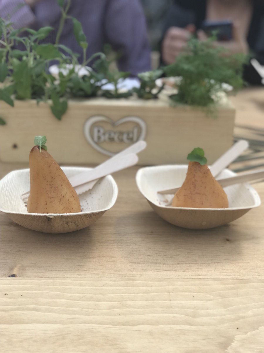 rowena_leung's tweet photo. What a way to end another delicious meal @becelca @MattDeanPettit! How cute is the little herb garden in the back? Can’t wait to bite into this apple cider #poachedpear! #getplnted #wellness https://t.co/x8DUxFgtOZ
