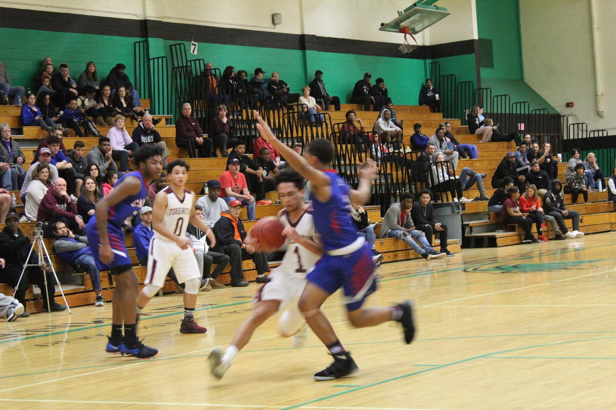 TimothyGaffney's tweet photo. Torrington boys face scheduling conflict, Local girls' teams roll on and an All-Rookie Team honor for Brie Pergola. @BPergola https://t.co/3UQzIjUhT1 https://t.co/R3VFZC6niv