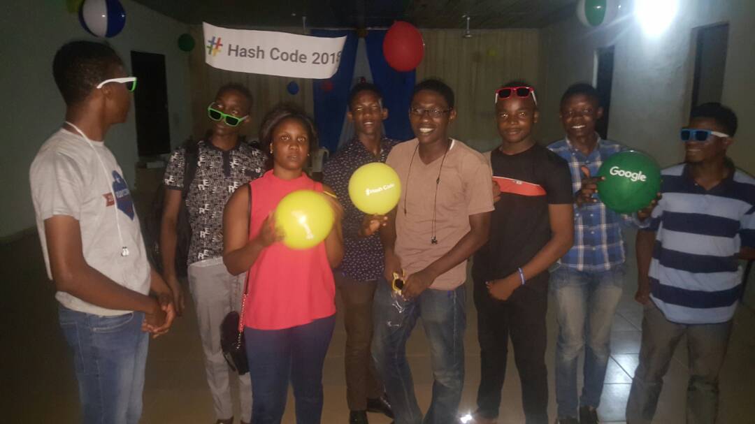 okoyedonaldson's tweet photo. After we try to solve itband could not get it.. Thanks to Google..
We would go and learn more about algorithms.
#hashcode2018 
#ImoHashcode2018 https://t.co/QiSFZnMHE7