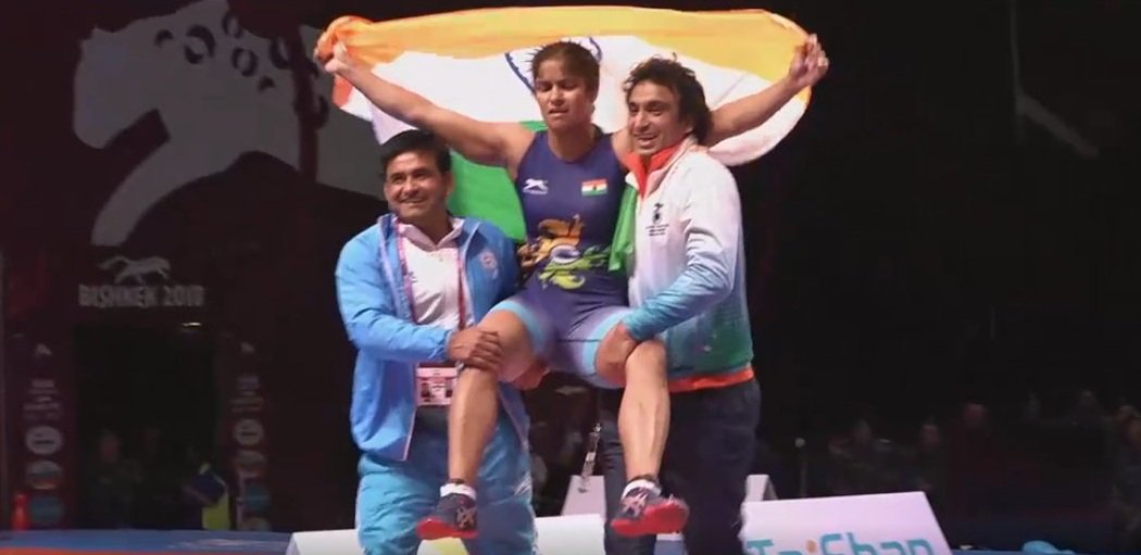 SrBachchan's tweet photo. T 2731 - #NavjotKaur  first woman from India to win Gold in Asian Wrestling Championships .. Amazing  ! many congratulations .. India Booming all over .. JAI HIND !!!🇮🇳🇮🇳🇮🇳🇮🇳🇮🇳🇮🇳🇮🇳🇮🇳 https://t.co/O1ff0MdkjV
