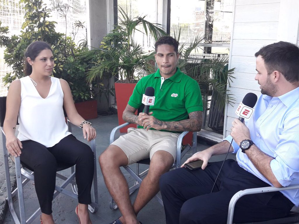Franco Lostaunau (@francolostaunau) on Twitter photo Atentos porque hoy presentamos una exclusiva de Paolo Guerrero para <a href="/SC_ESPN/">SportsCenter</a>. Entrevista de más de 20', hablando del TAS, quién es su ídolo, el Mundial, el WhatsApp de la selección, en dónde quiere que juegue Farfán en la selección y mucho más. 6:30pm. IMPERDIBLE Atentos porque hoy presentamos una exclusiva de Paolo Guerrero para <a href="/SC_ESPN/">SportsCenter</a>. Entrevista de más de 20', hablando del TAS, quién es su ídolo, el Mundial, el WhatsApp de la selección, en dónde quiere que juegue Farfán en la selección y mucho más. 6:30pm. IMPERDIBLE